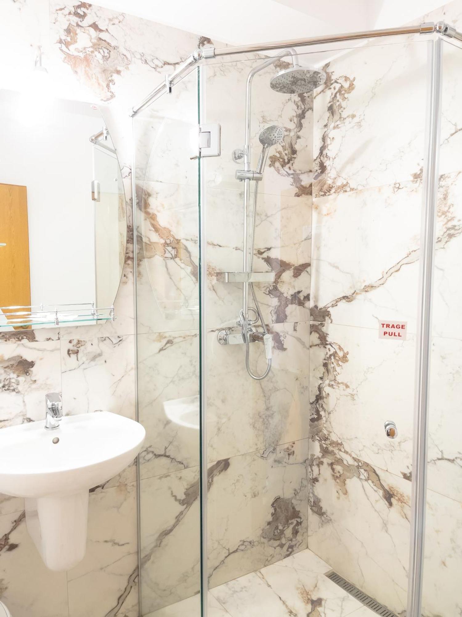 Hotel Eden Nagyszeben Kültér fotó